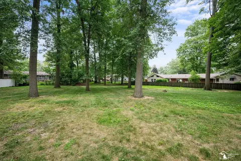 7572 Seneca, Temperance, MI 48182 photo 34