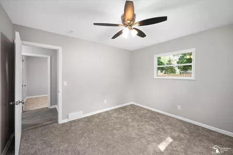 7572 Seneca, Temperance, MI 48182 photo 26