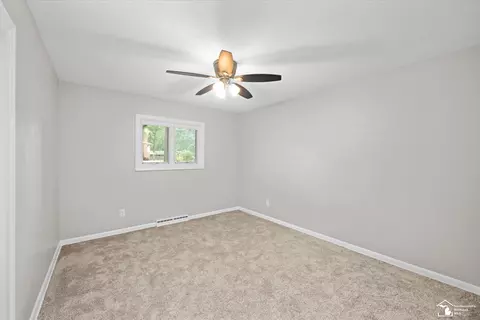 7572 Seneca, Temperance, MI 48182 photo 23