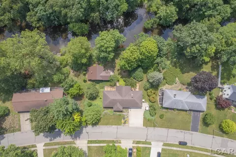 811 Outer, Tecumseh, MI 49286 photo 4