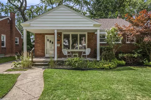 225 Chippewa, Royal Oak, MI 48073