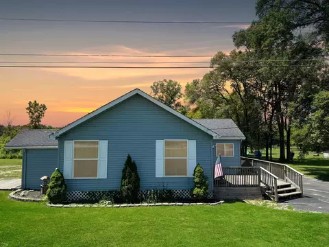6502 Fenton, Flint, MI 48507