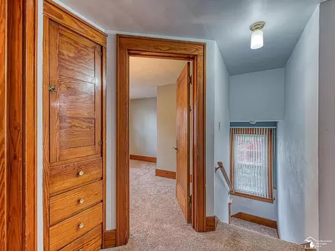 Entry Way - 303 N Roessler, Monroe, MI 48162 photo 3 of 4