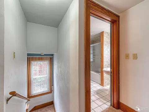 Entry Way - 303 N Roessler, Monroe, MI 48162 photo 4 of 4