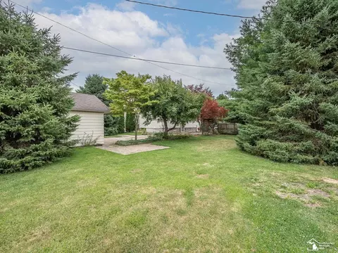 Exterior - 303 N Roessler, Monroe, MI 48162 photo 7 of 8