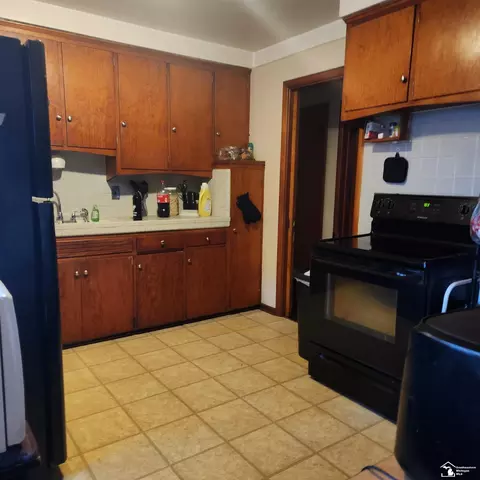 20879 Sunset, Warren, MI 48091 photo 3