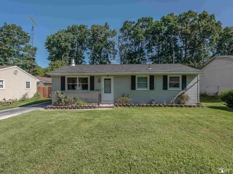 1102 Feltis, Temperance, MI 48182