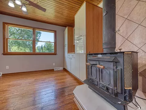 1102 Feltis, Temperance, MI 48182 photo 9