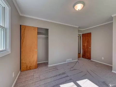 1102 Feltis, Temperance, MI 48182 photo 25