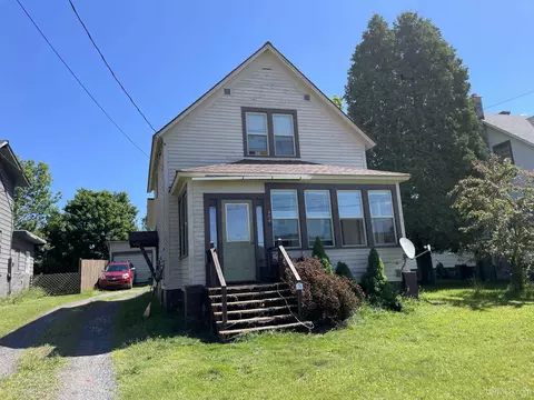 404 E Broad, L'anse, MI 49946