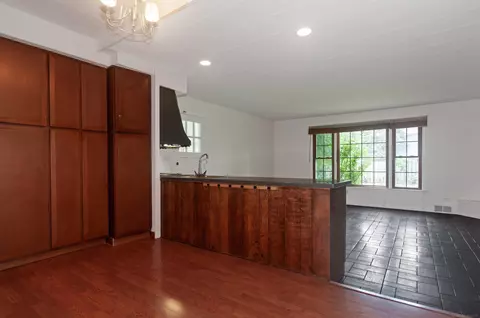 55 Roslyn, Grosse Pointe Shores, MI 48236 photo 16