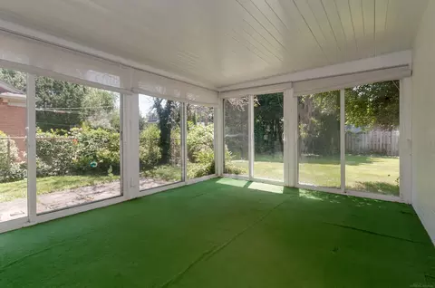 55 Roslyn, Grosse Pointe Shores, MI 48236 photo 18