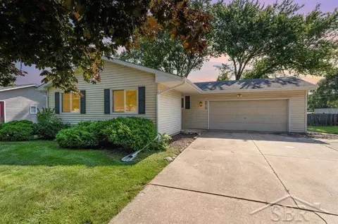 4912 Christie, Midland, MI 48640