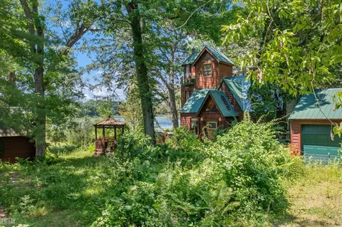 9997 S Big School Lot Lk, Holly, MI 48442