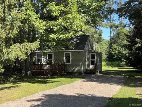 312 N N Riv, Gwinn, MI 49841