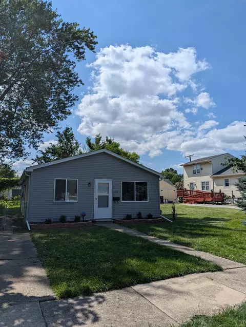 27285 Lawnwood, Roseville, MI 48066