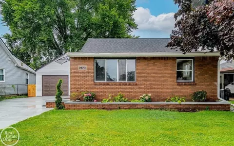 28751 Victor, Roseville, MI 48066