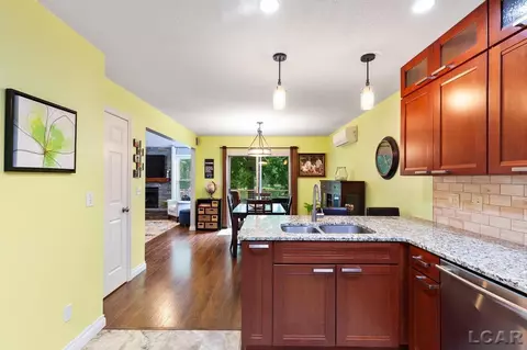 Kitchen - 641 Shadow Brooke, Tecumseh, MI 49286 photo 5 of 6