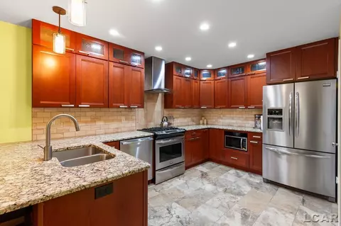 Kitchen - 641 Shadow Brooke, Tecumseh, MI 49286 photo 2 of 6