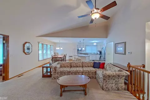9385 Isabella, Davison, MI 48423 photo 5