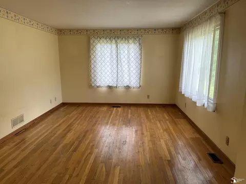 13857 Sumpter, Carleton, MI 48117 photo 10