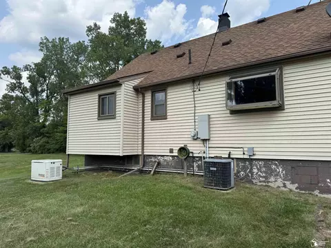 13857 Sumpter, Carleton, MI 48117 photo 20