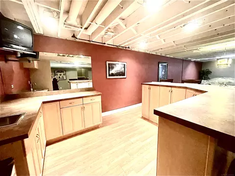 Kitchen - 50493 August, Macomb, MI 48044 photo 7 of 8