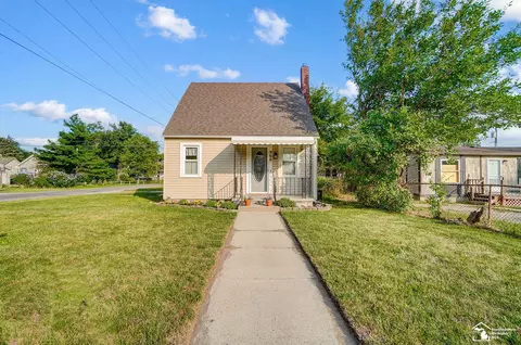 966 Adams, Monroe, MI 48161