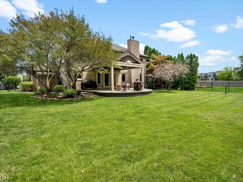 49193 Frances, Macomb, MI 48044 photo 31