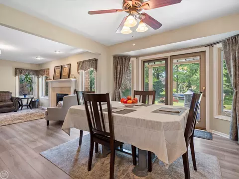 49193 Frances, Macomb, MI 48044 photo 11