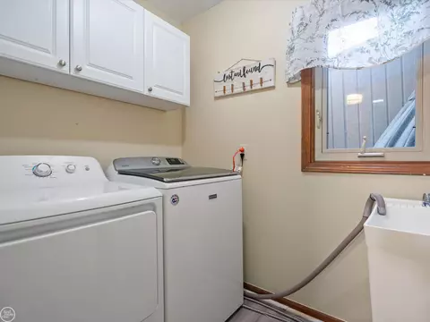 49193 Frances, Macomb, MI 48044 photo 17