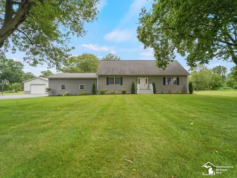 9463 Perry, Erie, MI 48133