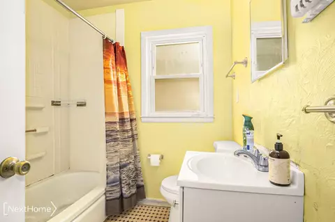 Bath - 3410 Whitney, Flint, MI 48503 photo 1 of 1