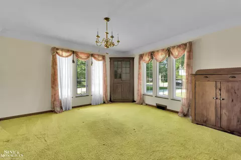 Living - 829 Trombley, Grosse Pointe Park, MI 48230 photo 2 of 7