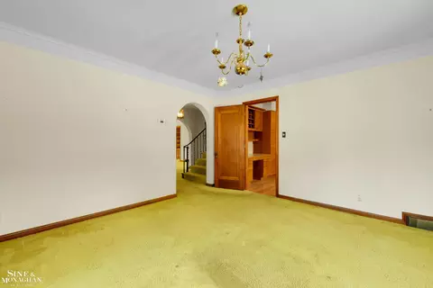 Living - 829 Trombley, Grosse Pointe Park, MI 48230 photo 3 of 7