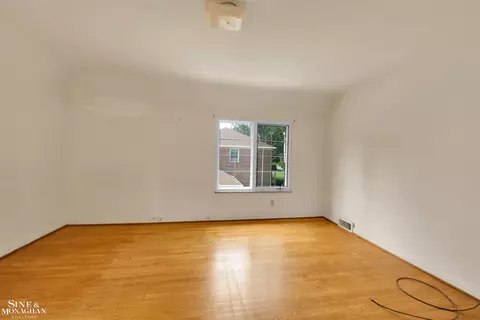 Bedroom - 829 Trombley, Grosse Pointe Park, MI 48230 photo 1 of 6