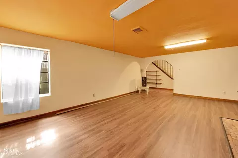 Living - 829 Trombley, Grosse Pointe Park, MI 48230 photo 7 of 7