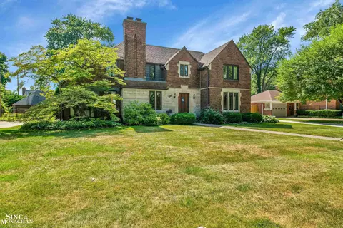 Exterior - 829 Trombley, Grosse Pointe Park, MI 48230 photo 8 of 10