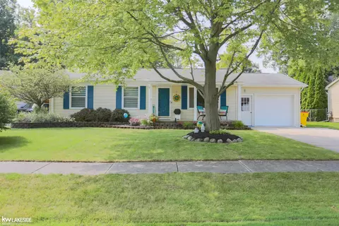 23566 Colonial, Armada, MI 48005