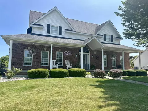 1244 Golf Brk, Saginaw, MI 48609