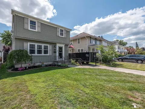 542 Godfroy, Monroe, MI 48162