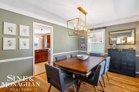 Dining - 1301 Torrey, Grosse Pointe Woods, MI 48236 photo 1 of 2