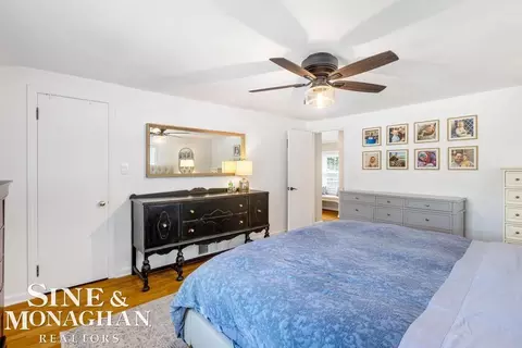 Bedroom - 1301 Torrey, Grosse Pointe Woods, MI 48236 photo 3 of 4
