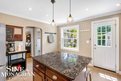 Kitchen - 1301 Torrey, Grosse Pointe Woods, MI 48236 photo 4 of 4