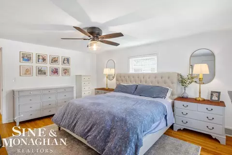 Bedroom - 1301 Torrey, Grosse Pointe Woods, MI 48236 photo 2 of 4