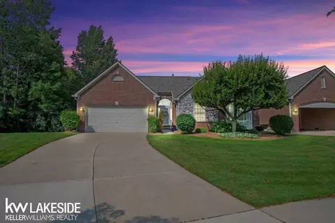 3655 Lexington, Auburn Hills, MI 48326