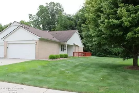 25268 Samantha, New Baltimore, MI 48051