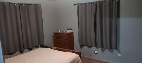 Bedroom - 9441 Coldwater, Flushing, MI 48433 photo 1 of 7
