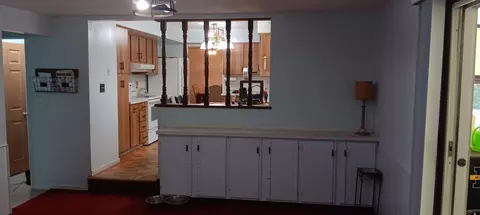 Entry Way - 9441 Coldwater, Flushing, MI 48433 photo 2 of 5
