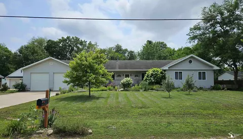613 Pickard, Temperance, MI 48182